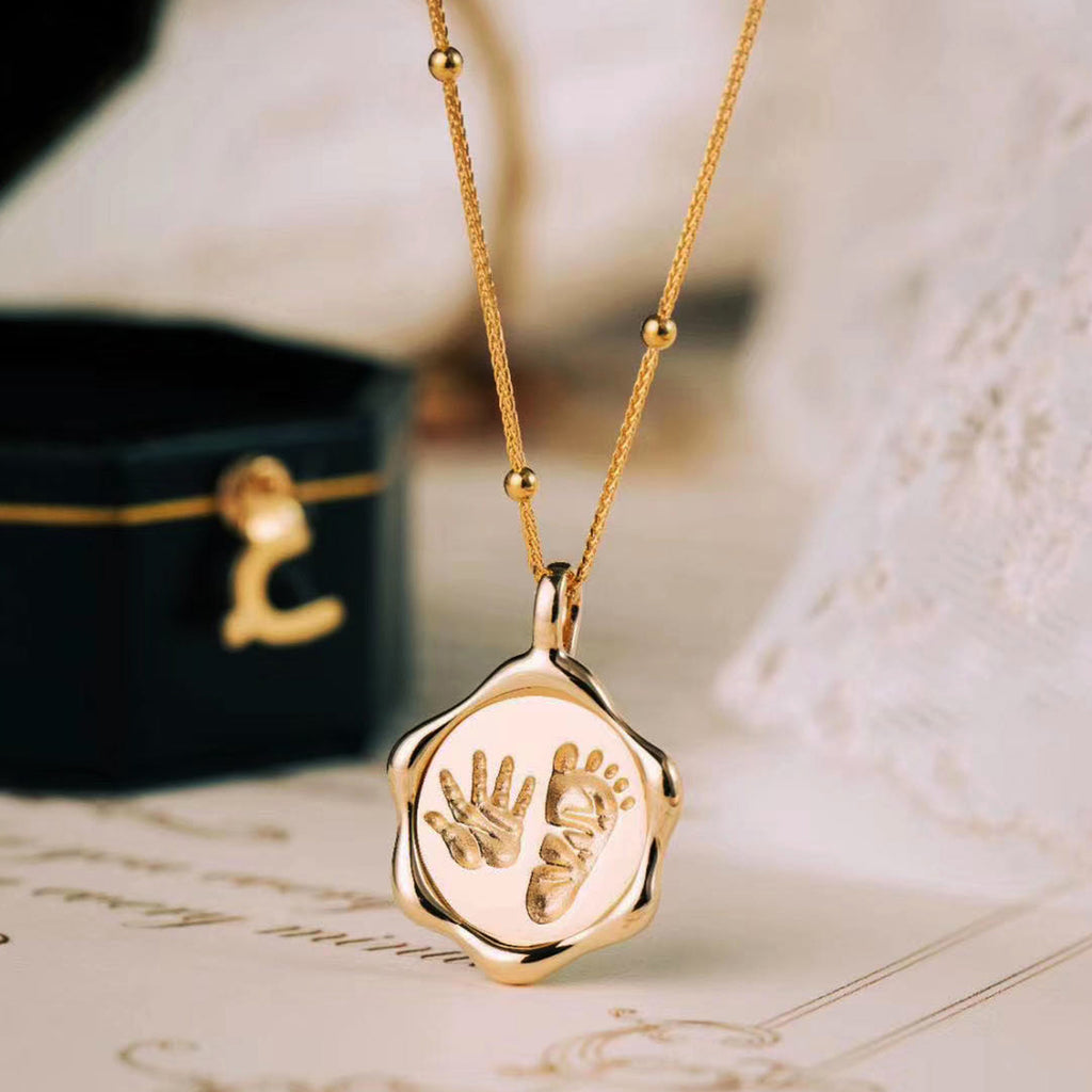 Charlotte Pendant (customized Imprint Pendant)